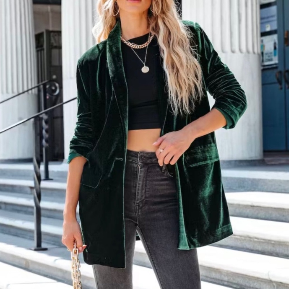 Endless Rose Emerald Velvet Blazer